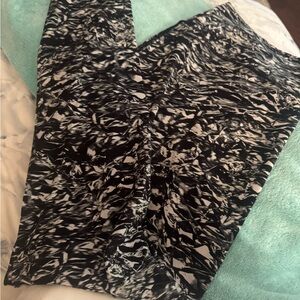 Lululemon Black and White Leggings